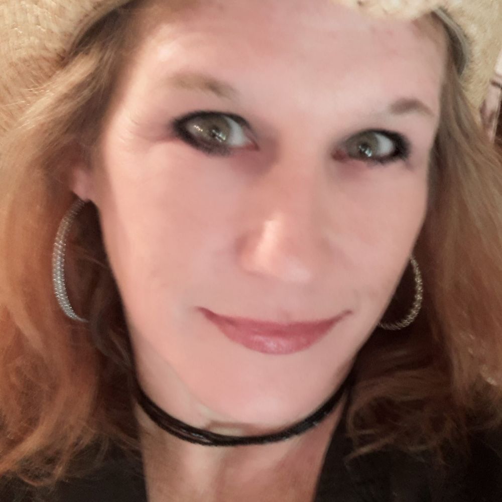 Meet your Posher, Nikki